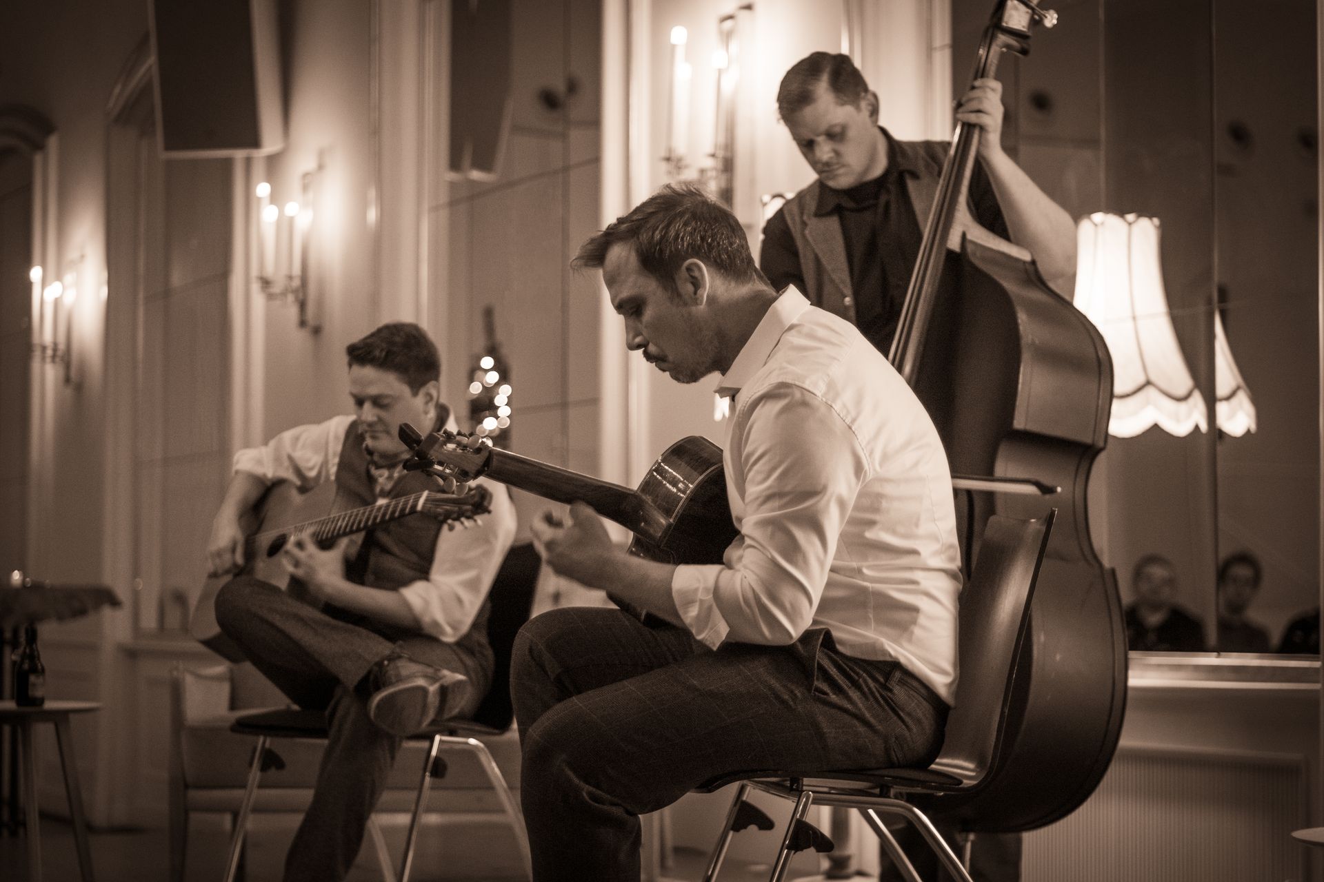 Double Whisky Trio - Spiegelsaal 16