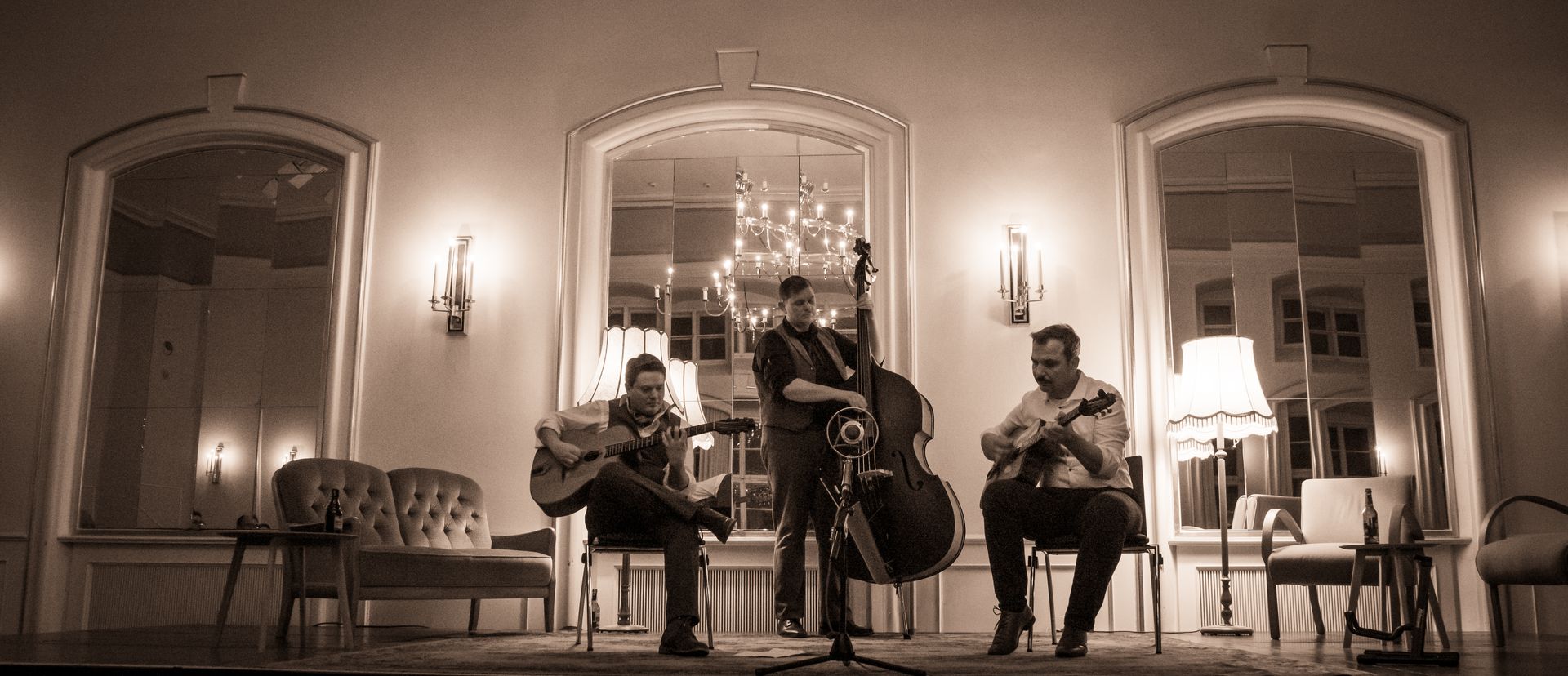 Double Whisky Trio - Spiegelsaal 22