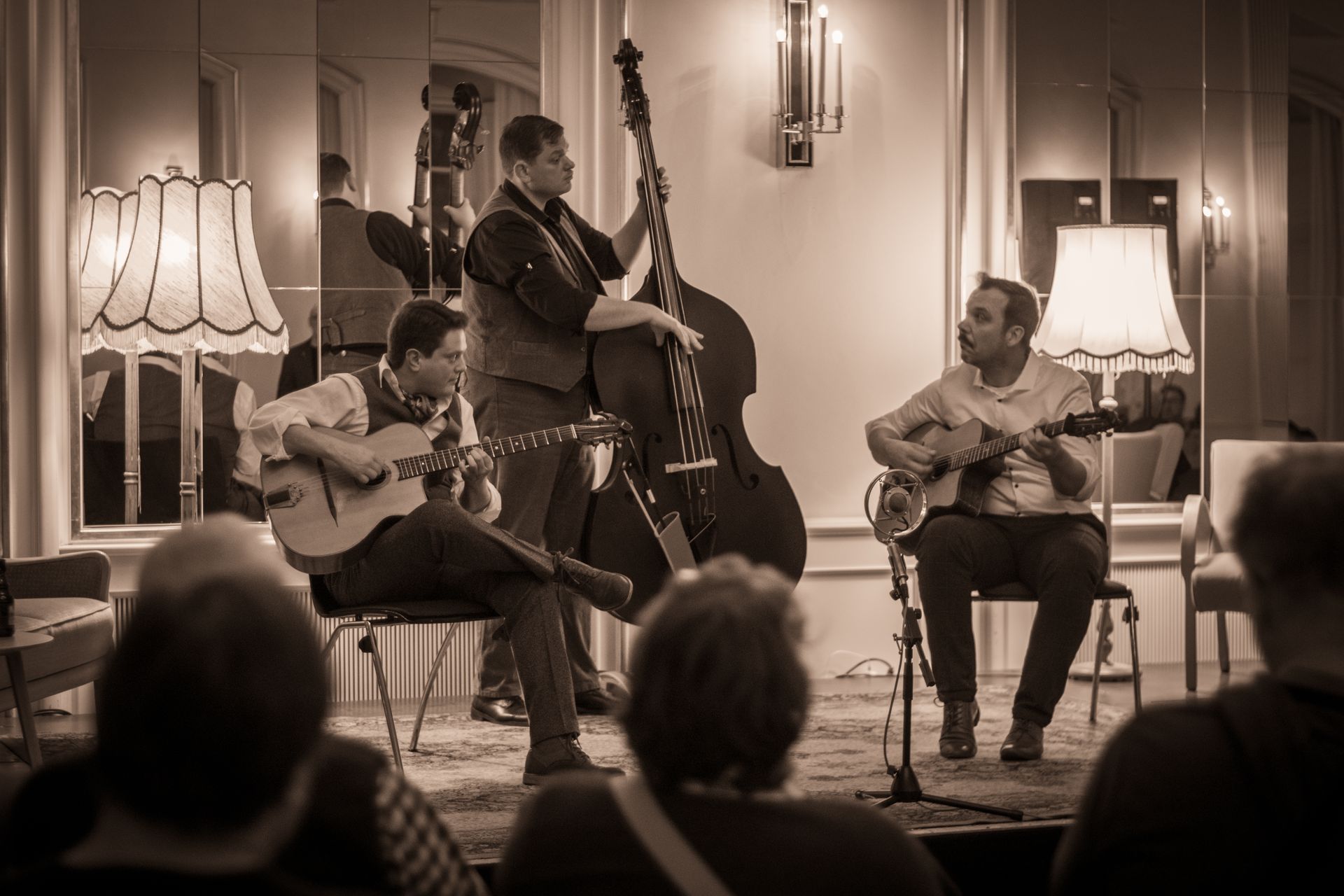 Double Whisky Trio - Spiegelsaal 25